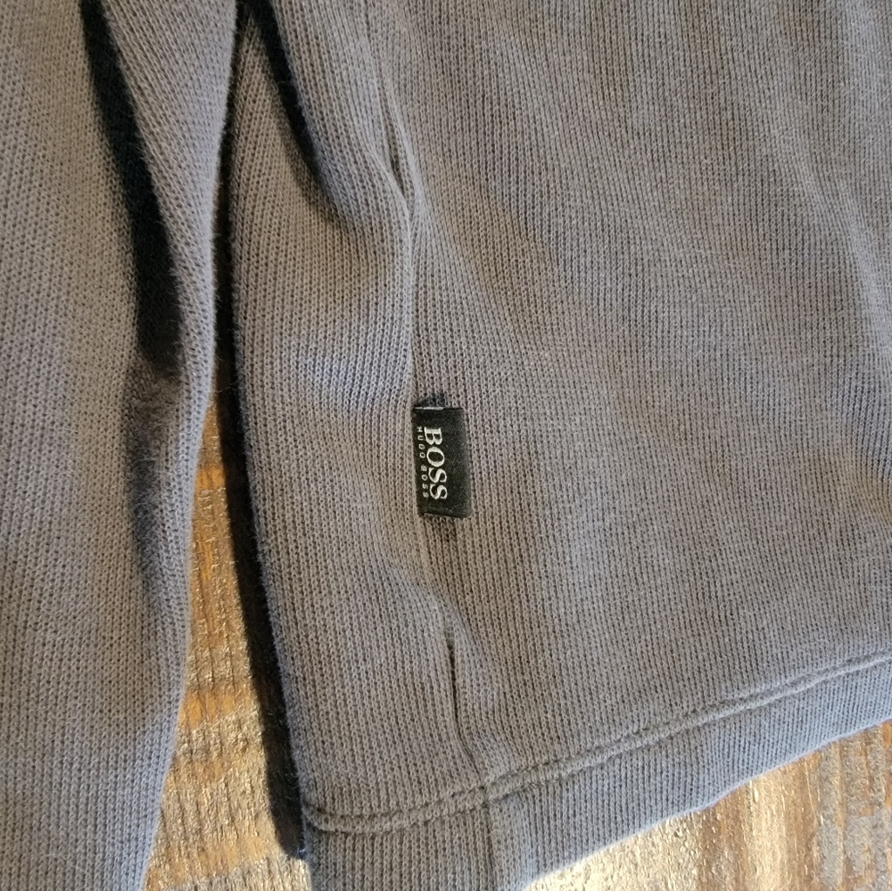 HUGO BOSS Men's 4 Button Pullover Sweater‎ Size M Gray - Picture 5 of 5